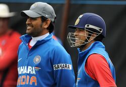 MS Dhoni With Sachin Tendulkar On Field