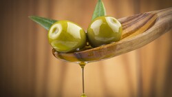 Olives in Wooden Spoon HD Wallpaper