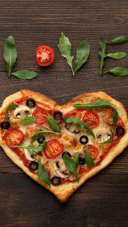 Pizza Love Shape