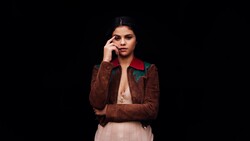 Selena Gomez Thinking 4K Image