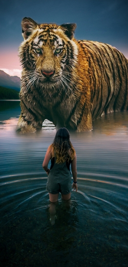 Tiger and Girl Creative Mobile Pic