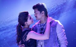 Vijay And Samantha in Kaththi Movie Song