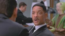 Will Smith Men in Black Movie Scene